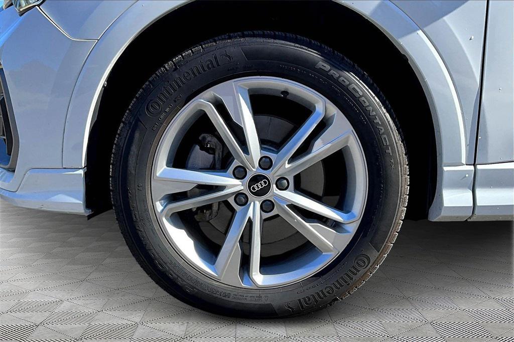 used 2022 Audi Q3 car, priced at $32,069