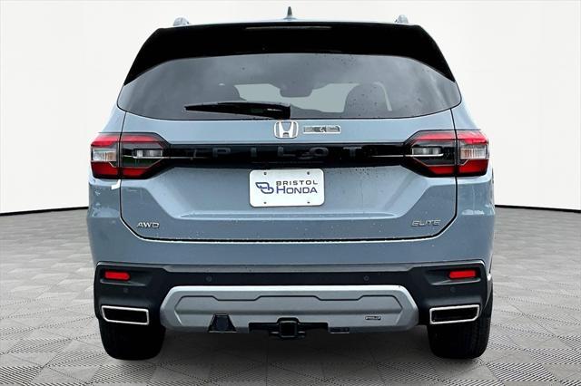 new 2025 Honda Pilot car, priced at $56,705