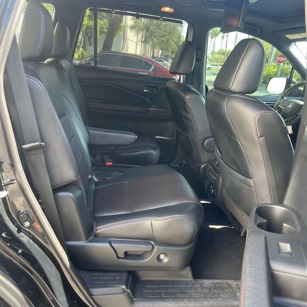 used 2020 Honda Pilot car, priced at $27,883