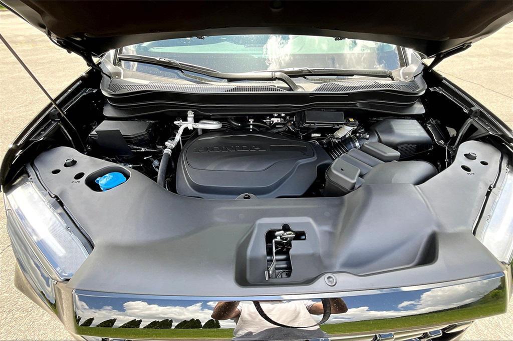 new 2025 Honda Ridgeline car, priced at $48,200