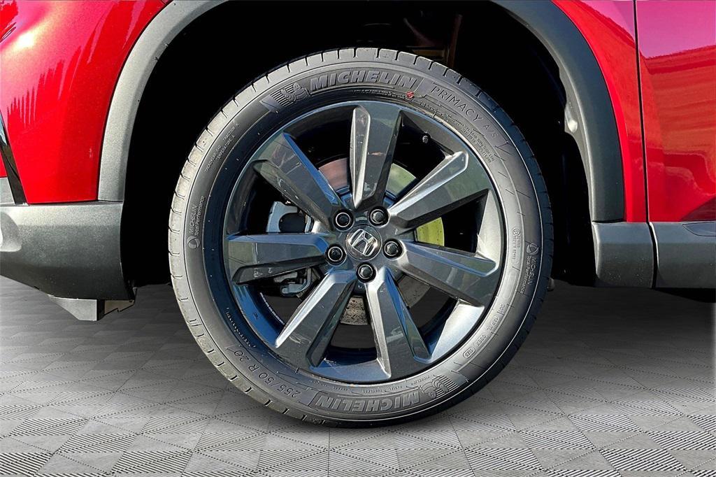 new 2025 Honda Pilot car, priced at $44,205