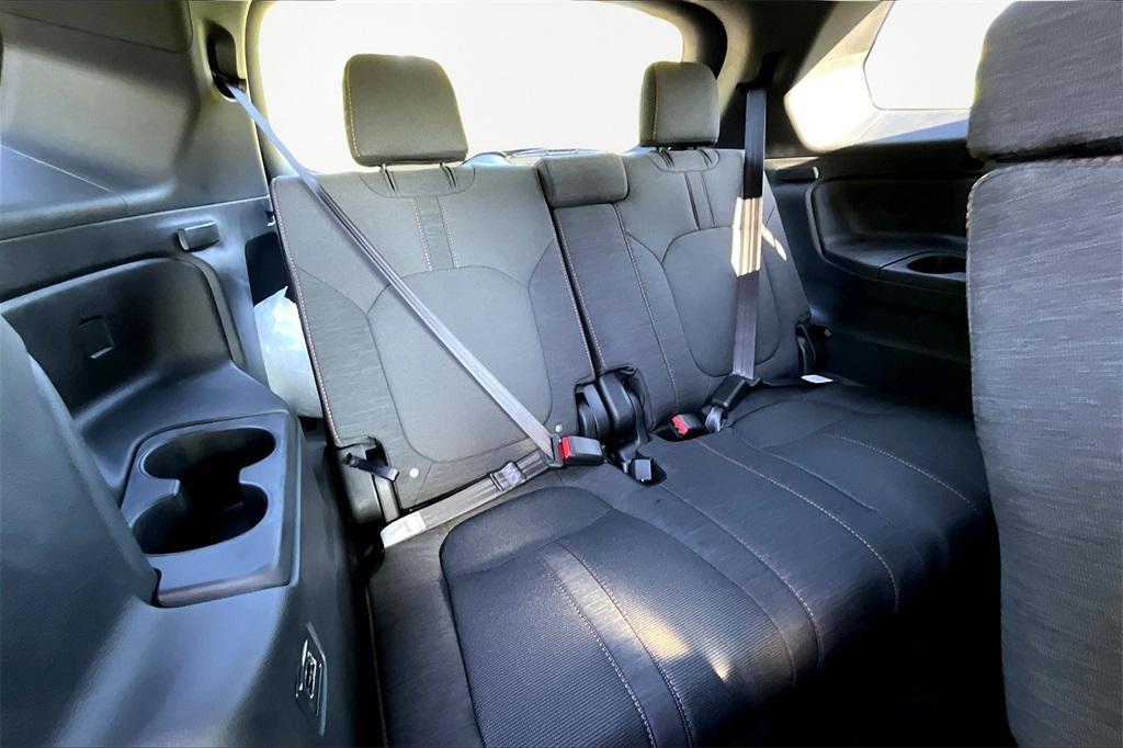 new 2025 Honda Pilot car, priced at $44,205