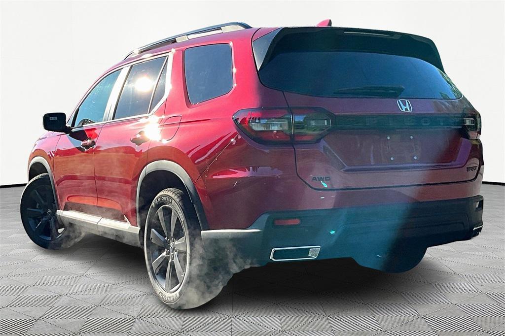 new 2025 Honda Pilot car, priced at $44,205