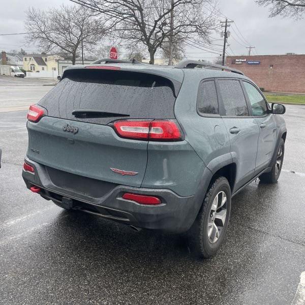 used 2014 Jeep Cherokee car, priced at $14,216