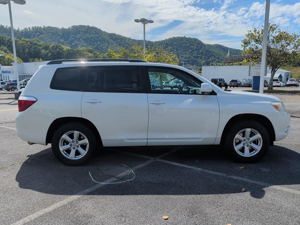 used 2010 Toyota Highlander car, priced at $9,836