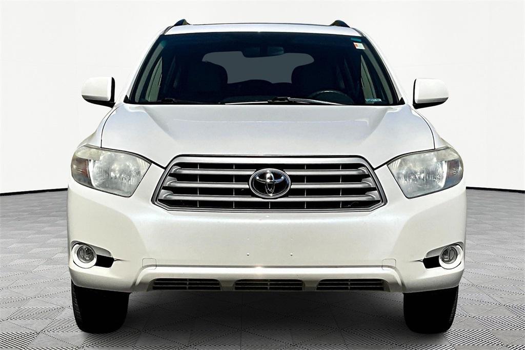 used 2010 Toyota Highlander car, priced at $9,836