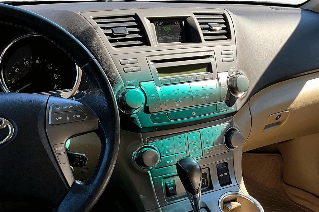 used 2010 Toyota Highlander car, priced at $9,836
