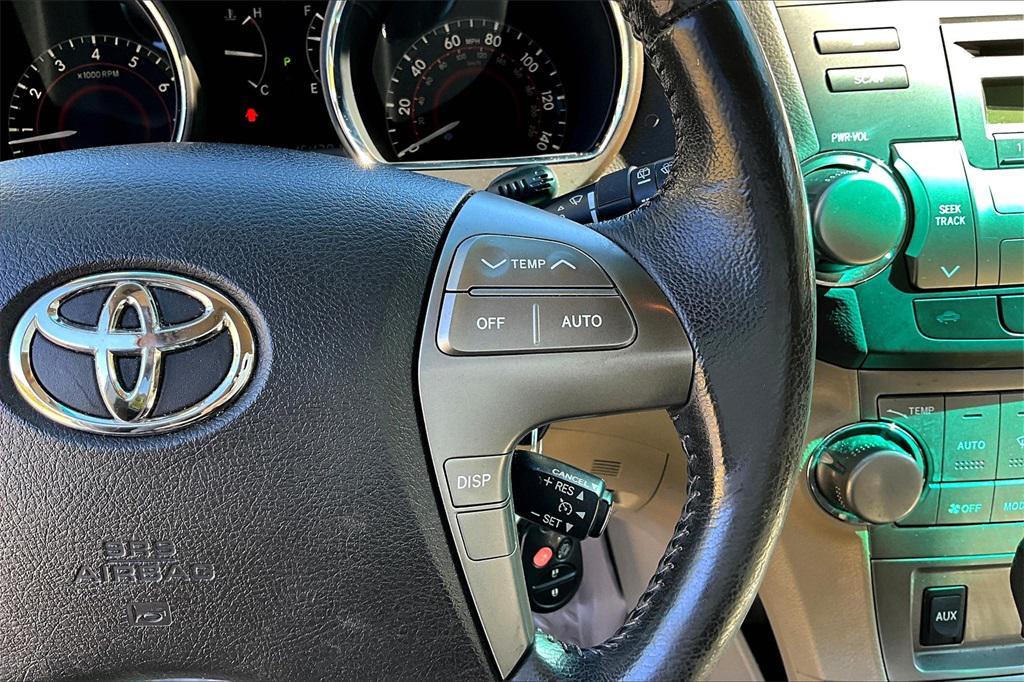 used 2010 Toyota Highlander car, priced at $9,836