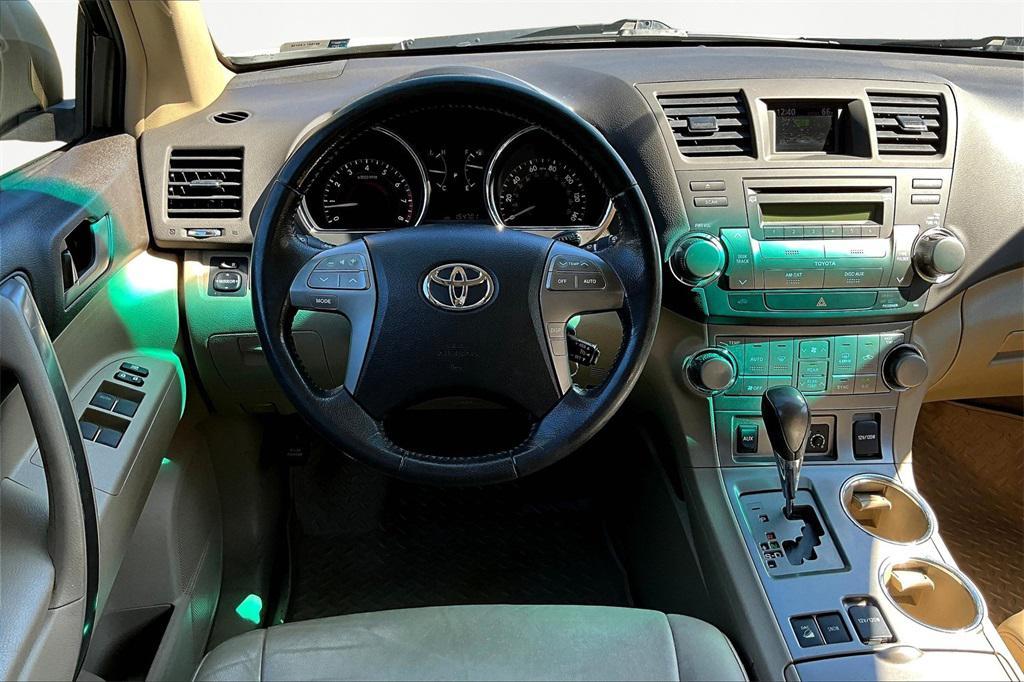 used 2010 Toyota Highlander car, priced at $9,836