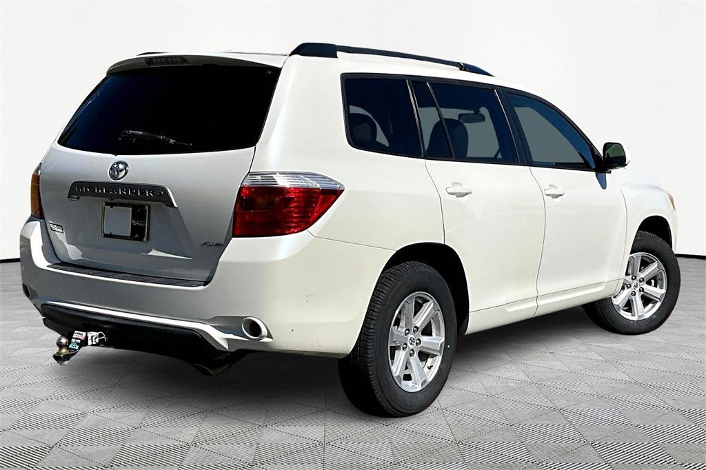 used 2010 Toyota Highlander car, priced at $9,836