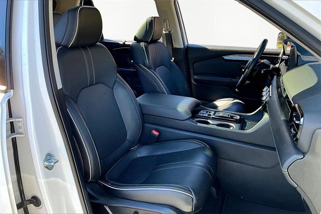 used 2023 Honda Pilot car, priced at $46,972