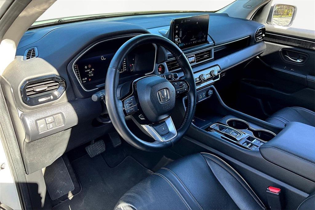 used 2023 Honda Pilot car, priced at $46,972