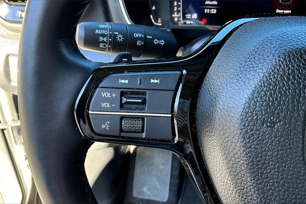 used 2023 Honda Pilot car, priced at $46,972