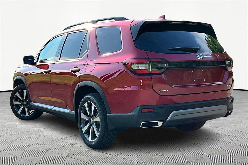 new 2025 Honda Pilot car, priced at $51,550