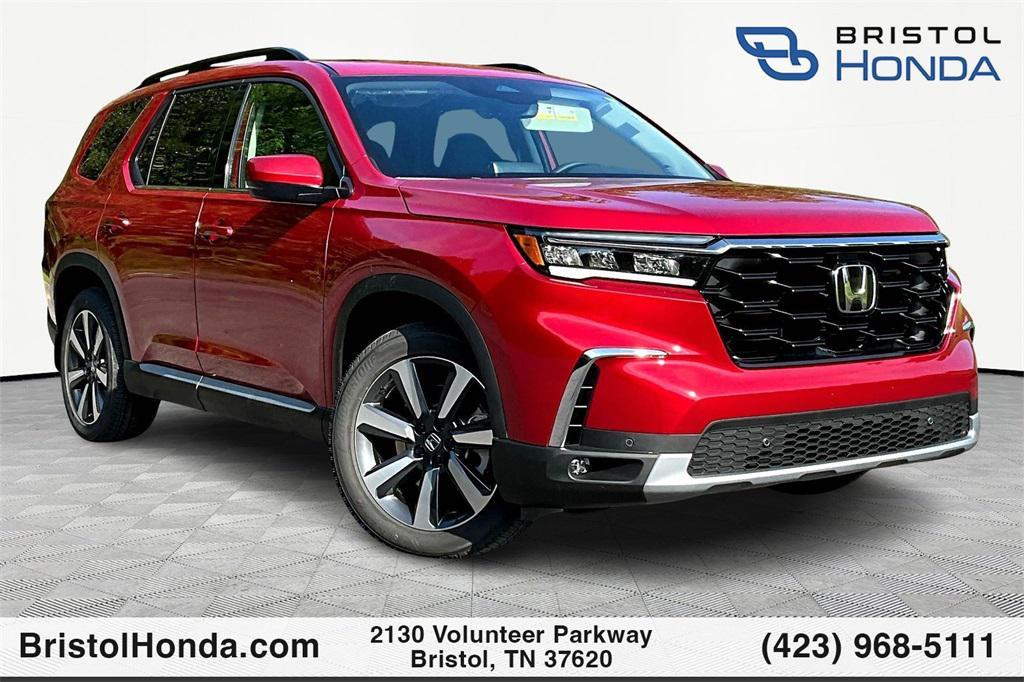 new 2025 Honda Pilot car, priced at $51,550