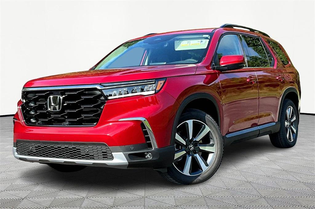 new 2025 Honda Pilot car, priced at $51,550