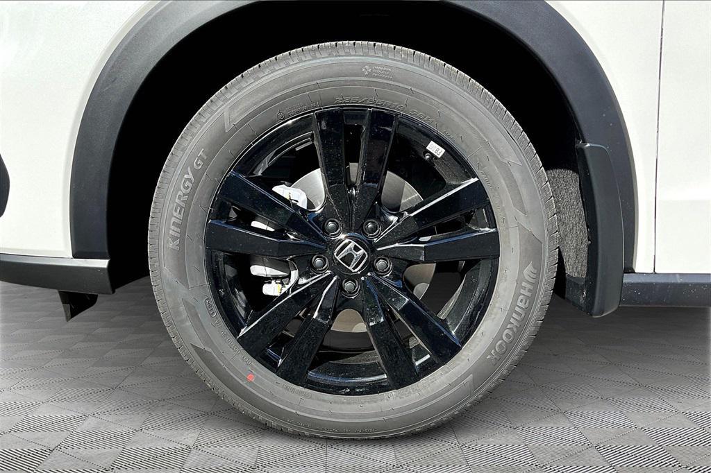 new 2026 Honda HR-V car, priced at $31,405