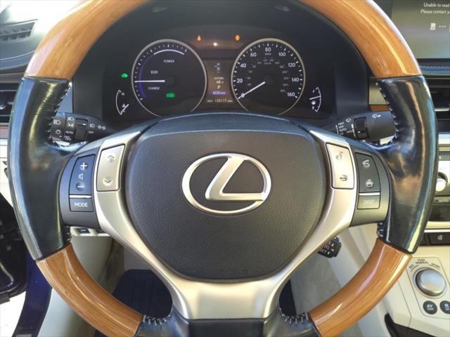 used 2015 Lexus ES 300h car, priced at $14,986