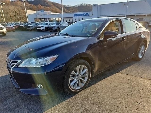 used 2015 Lexus ES 300h car, priced at $16,890