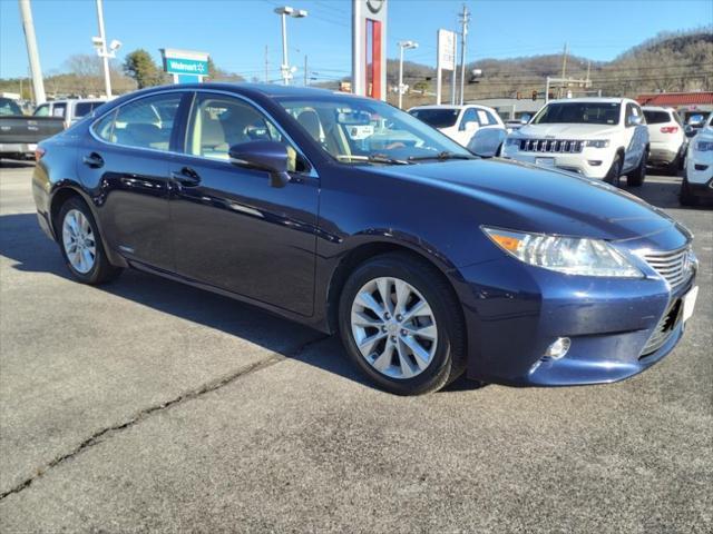 used 2015 Lexus ES 300h car, priced at $14,986