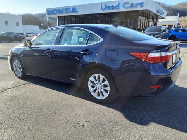 used 2015 Lexus ES 300h car, priced at $14,986