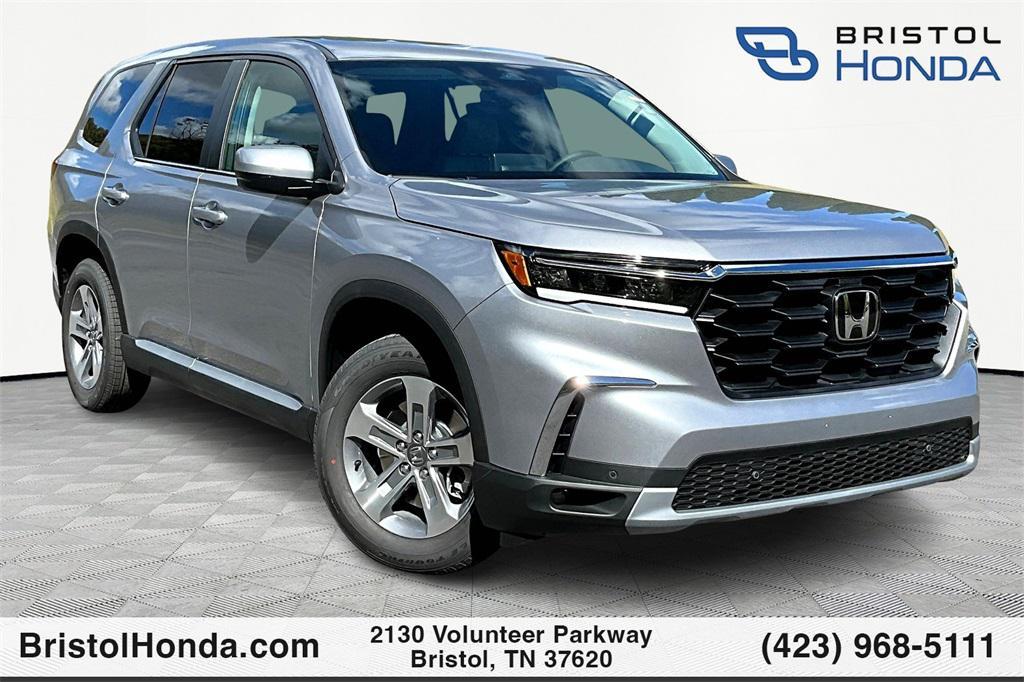 new 2025 Honda Pilot car, priced at $47,095