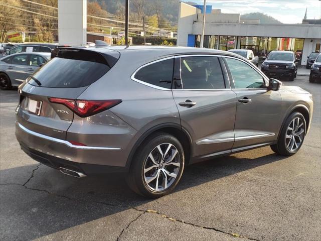 used 2022 Acura MDX car, priced at $40,136