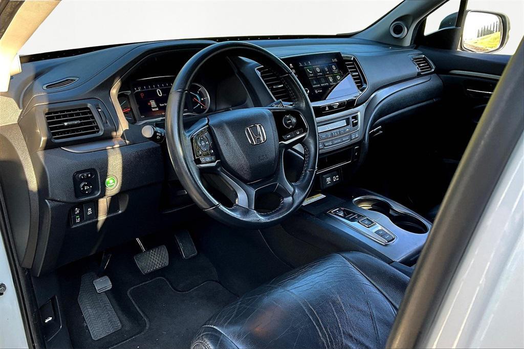 used 2022 Honda Pilot car, priced at $35,236