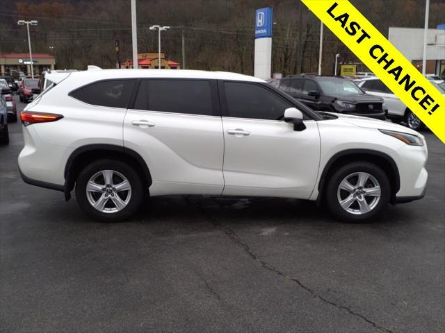 used 2021 Toyota Highlander car, priced at $26,956