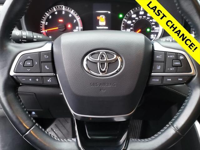 used 2021 Toyota Highlander car, priced at $26,956