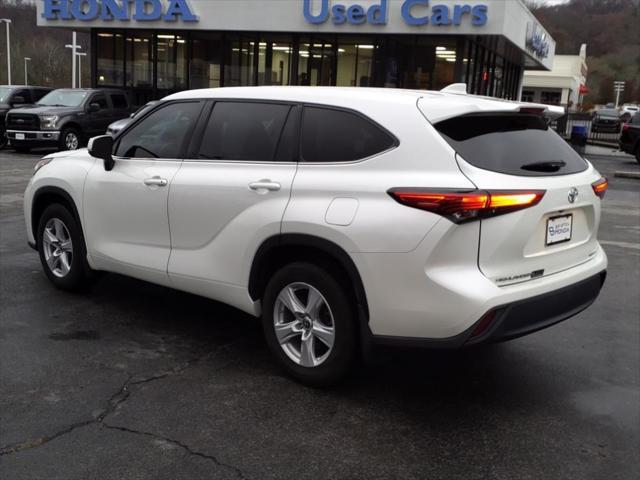 used 2021 Toyota Highlander car, priced at $29,416