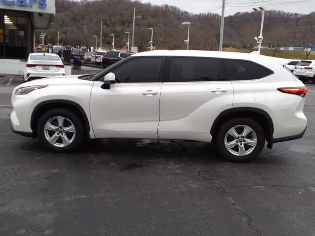 used 2021 Toyota Highlander car, priced at $29,416