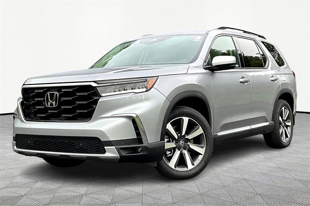 new 2025 Honda Pilot car