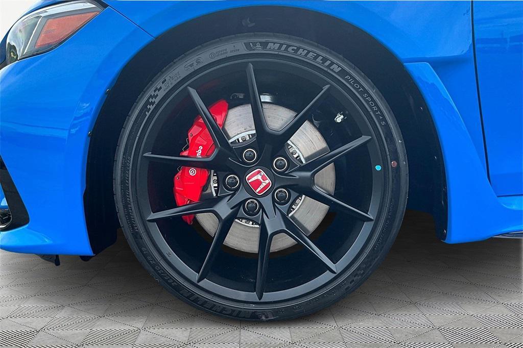 new 2025 Honda Civic Type R car
