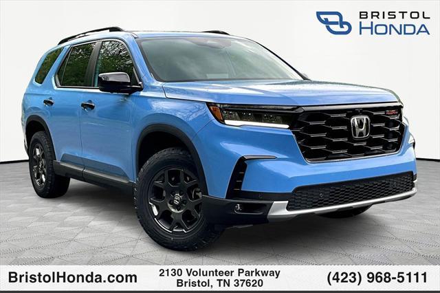 new 2025 Honda Pilot car, priced at $51,305