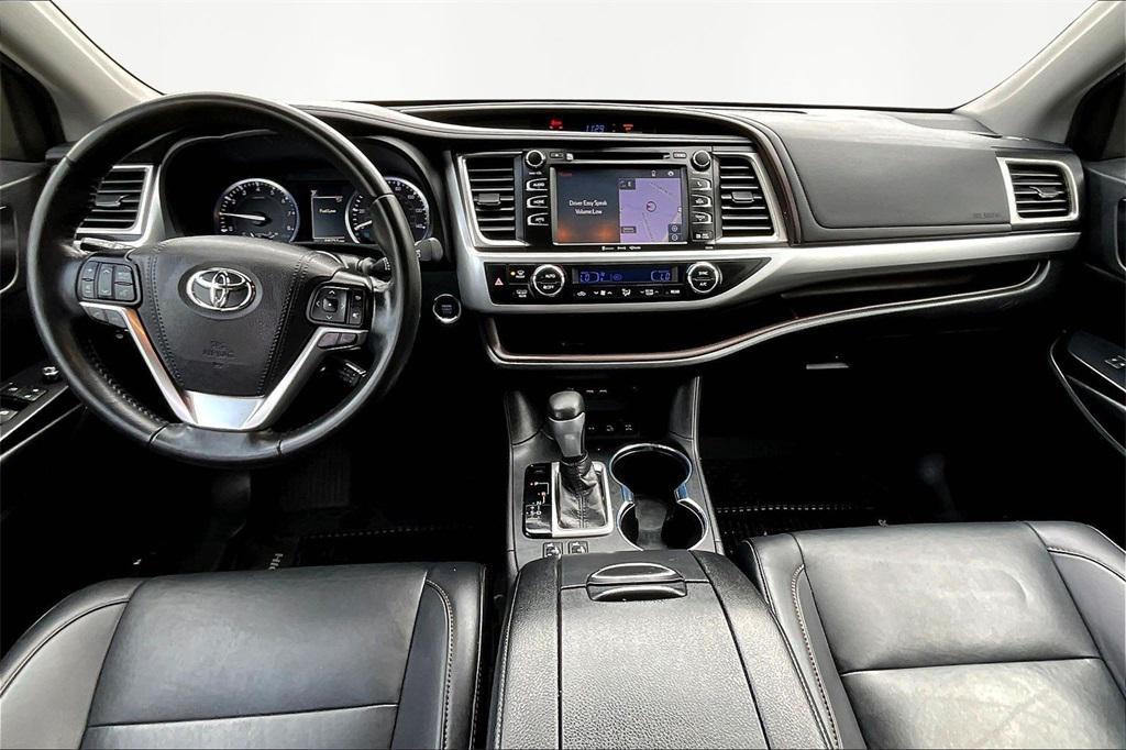 used 2019 Toyota Highlander car, priced at $28,831