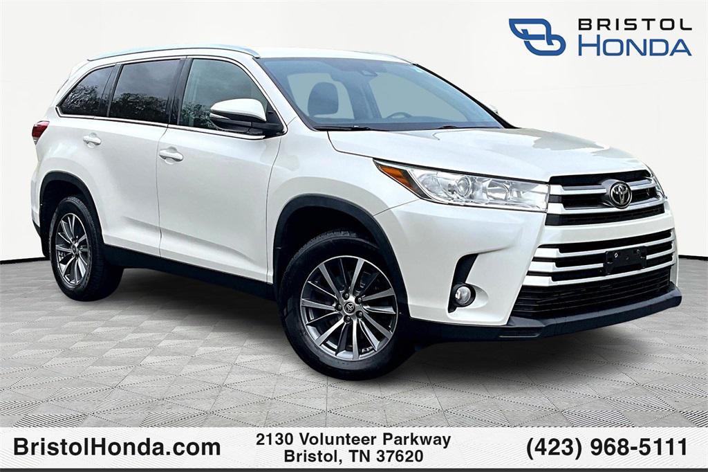 used 2019 Toyota Highlander car, priced at $28,831