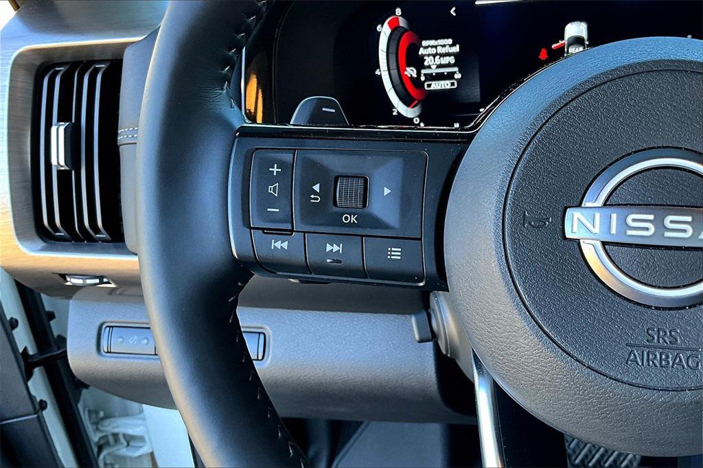 used 2024 Nissan Pathfinder car, priced at $39,869