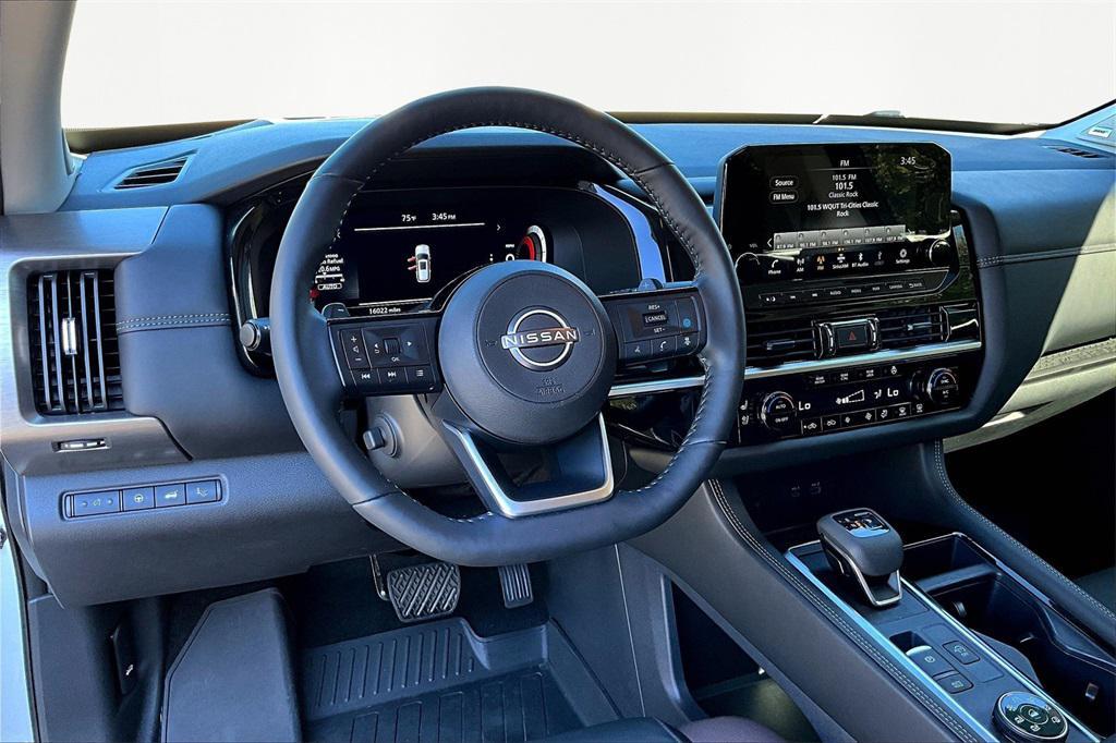 used 2024 Nissan Pathfinder car, priced at $39,869