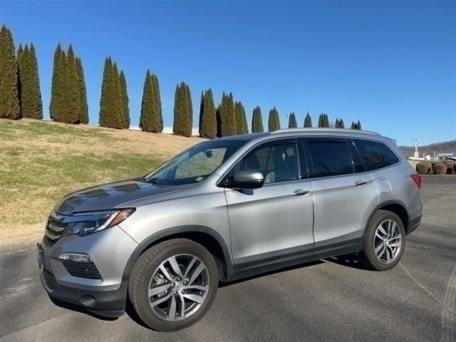 used 2017 Honda Pilot car, priced at $25,571