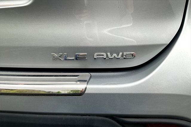 used 2022 Toyota Highlander car, priced at $38,797