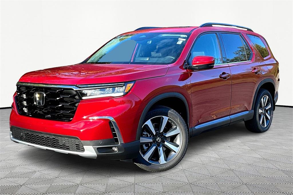 new 2025 Honda Pilot car, priced at $52,280