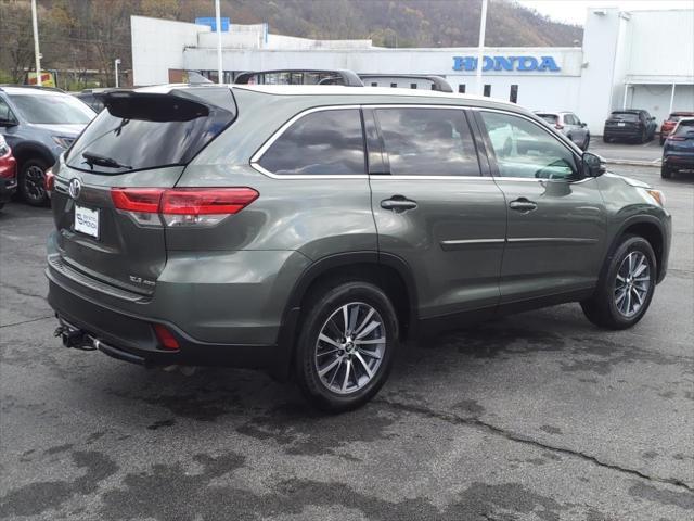 used 2019 Toyota Highlander car, priced at $25,996