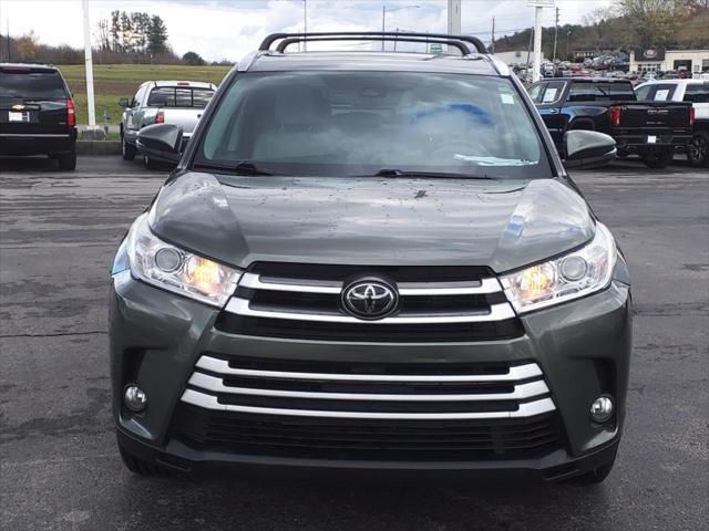 used 2019 Toyota Highlander car, priced at $25,996