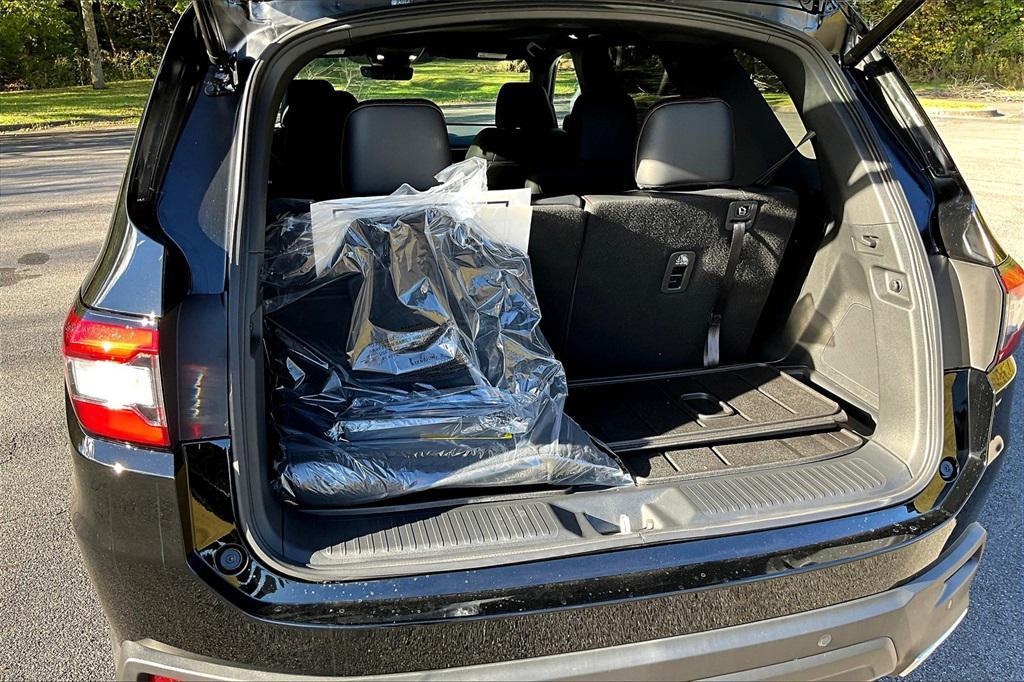 new 2025 Honda Pilot car, priced at $56,075