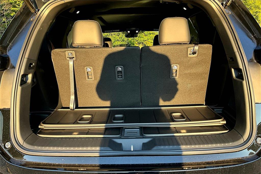 new 2025 Honda Pilot car, priced at $50,895