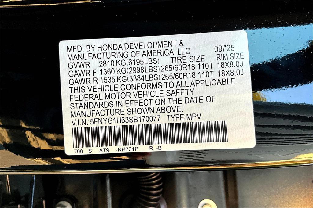 new 2025 Honda Pilot car, priced at $50,895