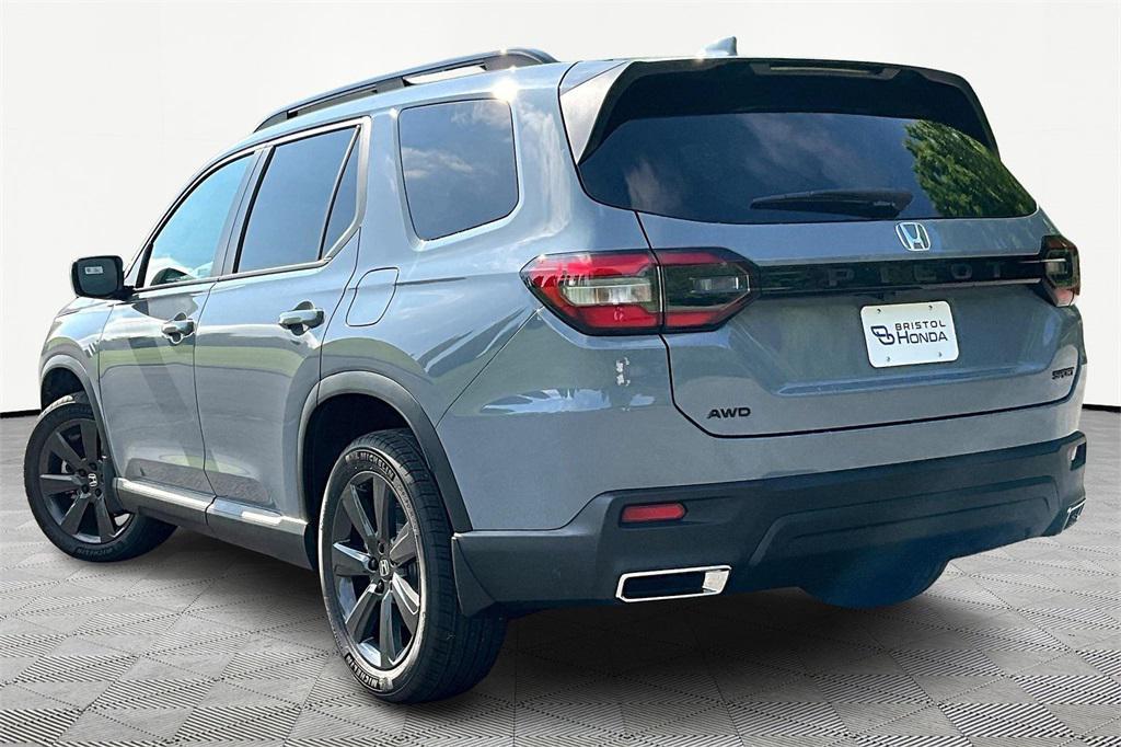 new 2025 Honda Pilot car, priced at $44,250