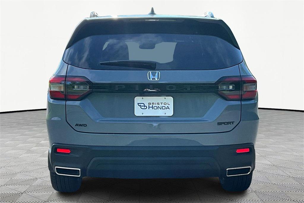 new 2025 Honda Pilot car, priced at $44,250