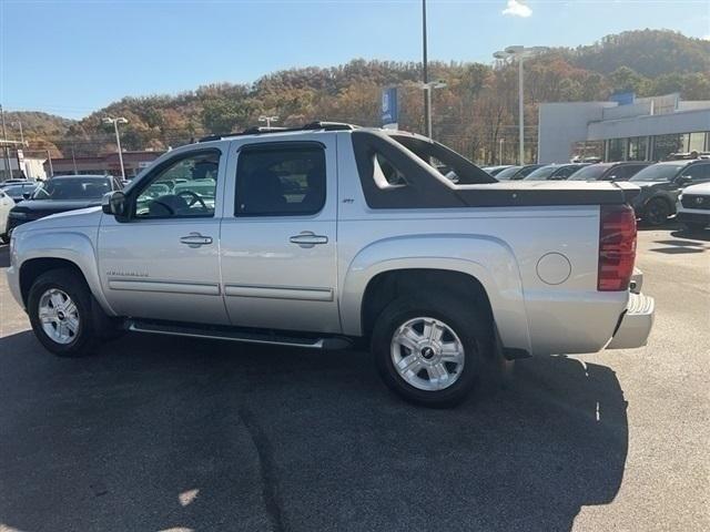 used 2010 Chevrolet Avalanche car, priced at $11,963